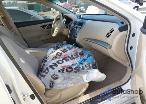 2013 Nissan Altima 2.5 Sv из США, поврежденный, VIN 1N4AL3AP9DN504330